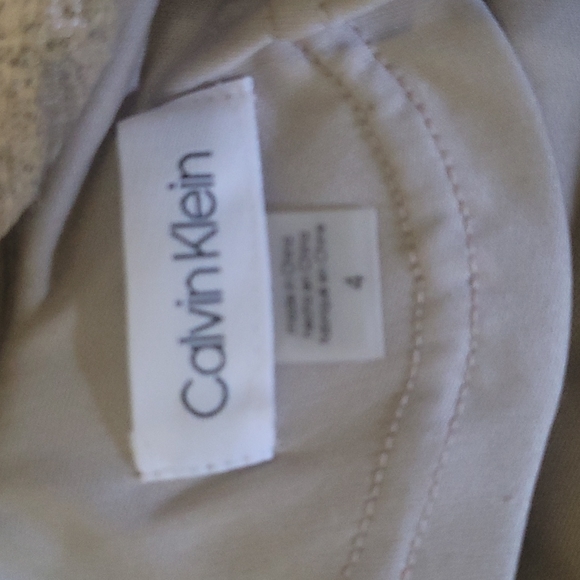 Dress - Picture 3 of 4